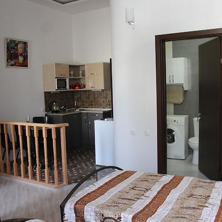 Guest House On Gia Abesadze Street Τυφλίδα Εξωτερικό φωτογραφία